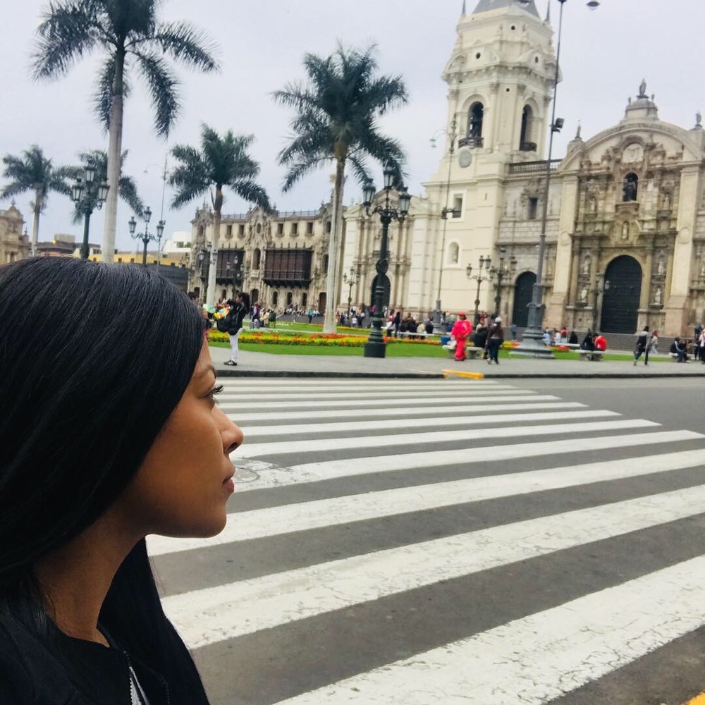 Meet your Posher, Kenia @OnGlamCollection